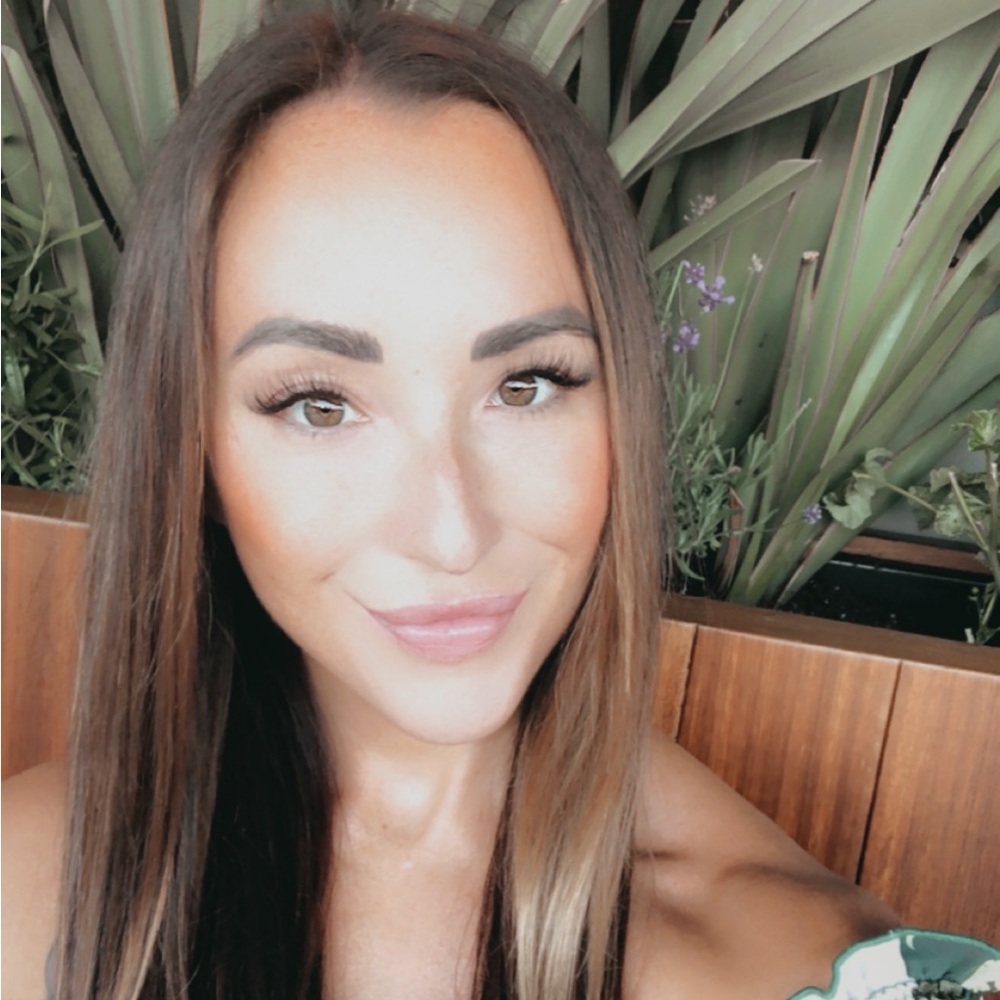 Meet your Posher, Melissa
